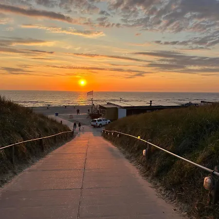 Vernieuwd Zeezicht Luxe Apartamento Bergen aan Zee
