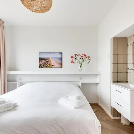 Vernieuwd Zeezicht Luxe Apartment Bergen aan Zee