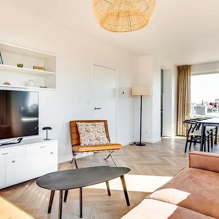 Vernieuwd Zeezicht Luxe *