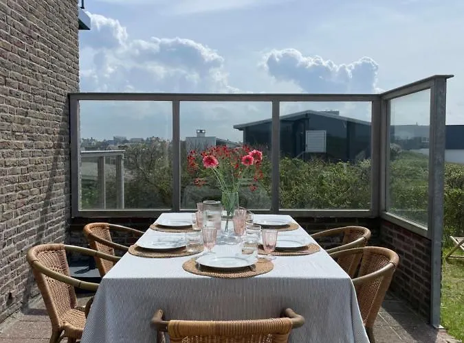 아파트 Vernieuwd Zeezicht Luxe 버겐안지