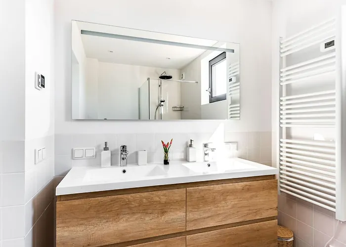 Vernieuwd Zeezicht Luxe 아파트 버겐안지