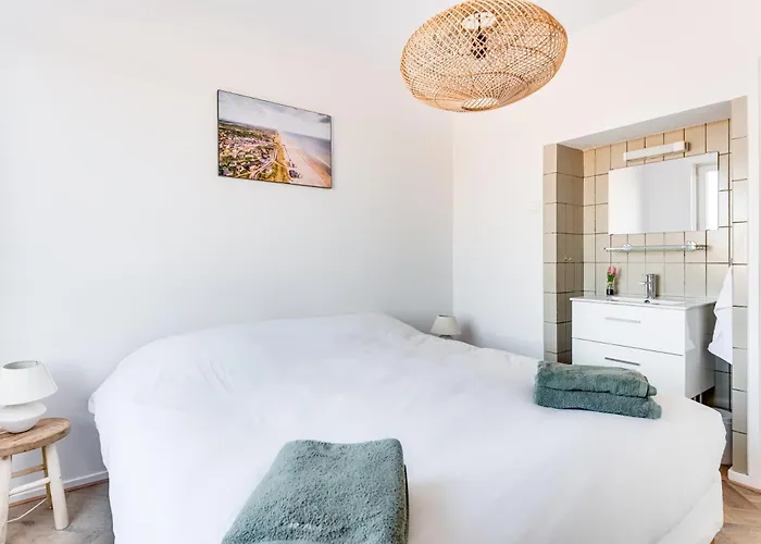 Vernieuwd Zeezicht Luxe 아파트